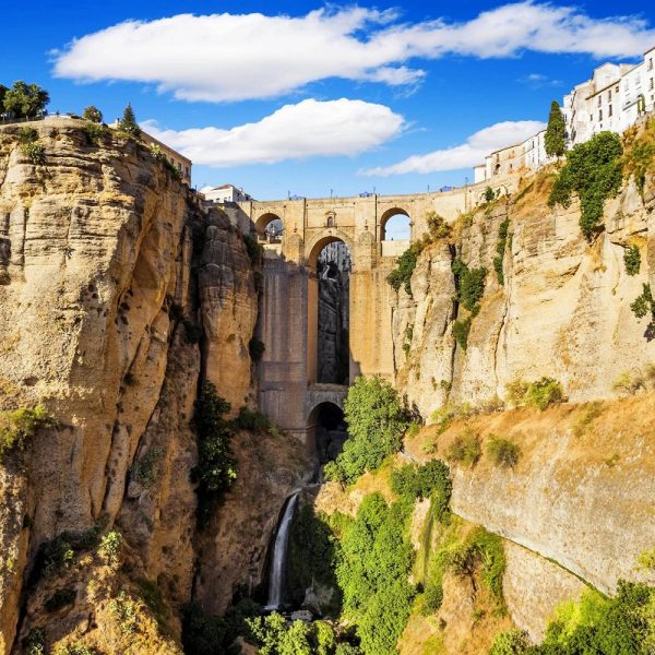 Rundreise Faszination Andalusien: Puente Nuevo © mrks_v - Fotolia.com