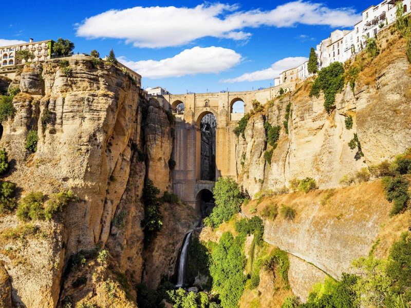 Rundreise Faszination Andalusien: Puente Nuevo © mrks_v - Fotolia.com