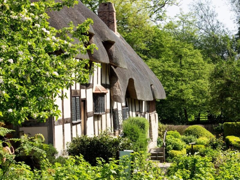 Busreise Das Bilderbuch im Herzen Englands - Hathaway Cottage in Stratford-upon-Avon
