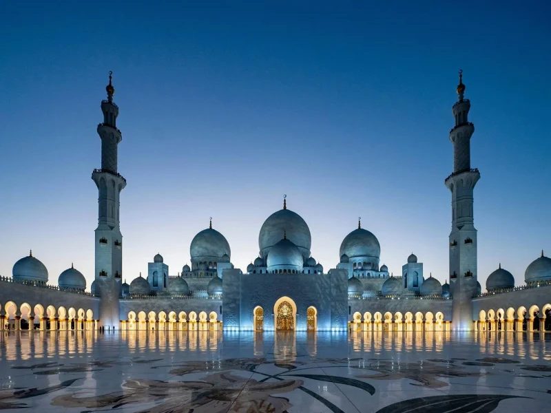 Reise durch den Märchenhaften Orient: Abu Dhabi