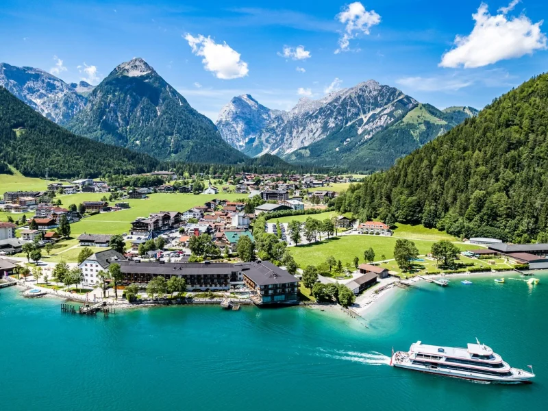 Busreise Almabtrieb in Tirol: Achensee