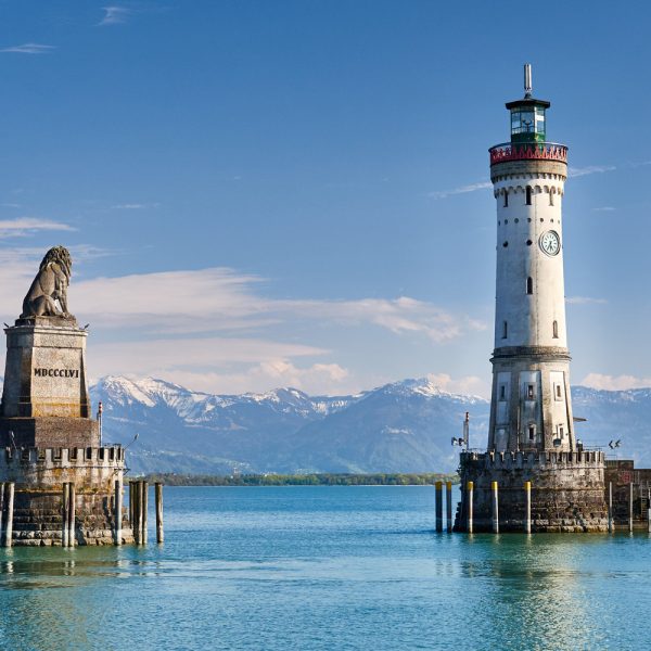 Blick auf den Bodensee von der Insel Mainau © Manuel Schönfeld - Fotolia