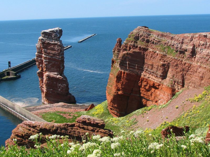 Busreise Bremen, Bremerhaven, Helgoland - Lange Anna, Helgolands steinernes Wahrzeichen © felixbbruno Fotolia