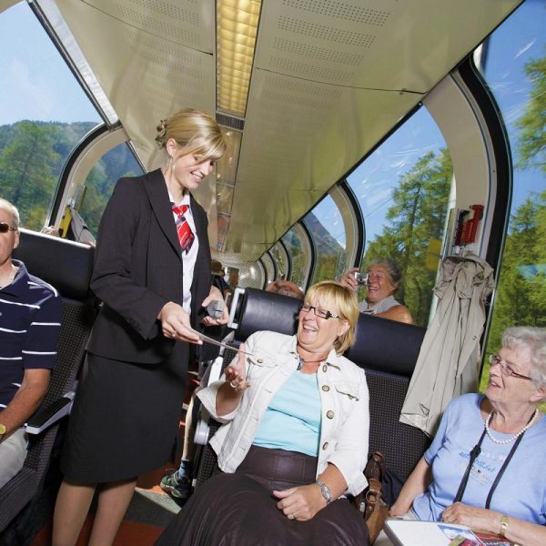 Legendäre Schweizer Bahnen: Bernina Express © Räthische Bahn, Peter Fuchs