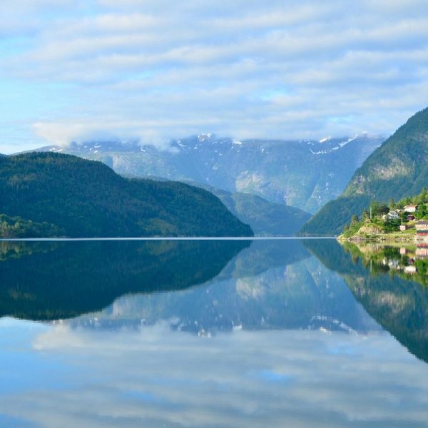 Sommerliche Fjorderlebnisse mit MS Deutschland