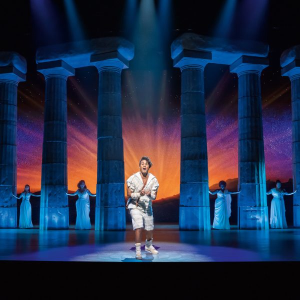 Busreise Musical in Hamburg - Disneys HERCULES - Herkules © Johan Persson Disney Stage Entertainment