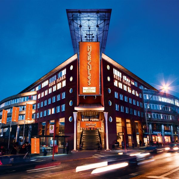 Busreise Musical in Hamburg - Disneys HERCULES - Außenansicht