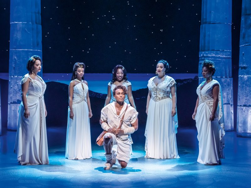 Busreise Musical in Hamburg - Disneys HERCULES - Herkules & die Musen © Johan Persson Disney Stage Entertainment