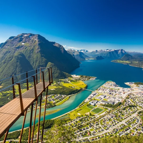 Kreuzfahrt Fjorde, Schären und Küstenorte in Norwegen: Andalsnes