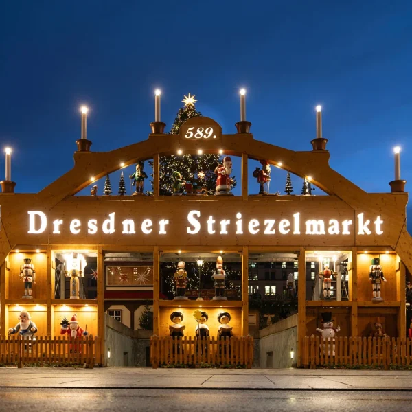 Tagesfahrt Striezelmarkt Dresden mit Stollenfest