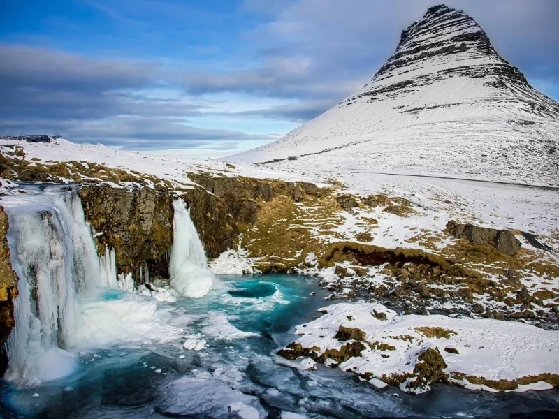 Busreise Polarlichter im winterlichen Schottland