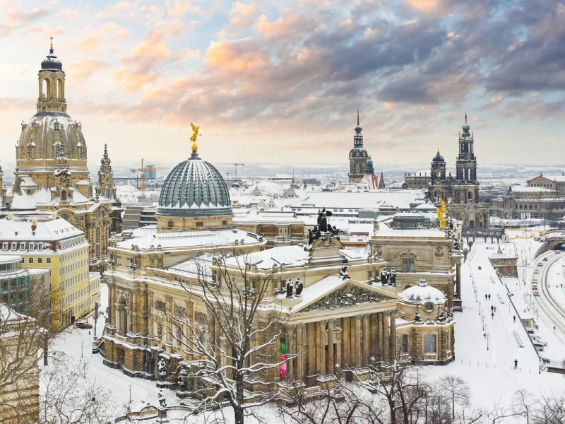 Busreise Polarlichter im winterlichen Schottland
