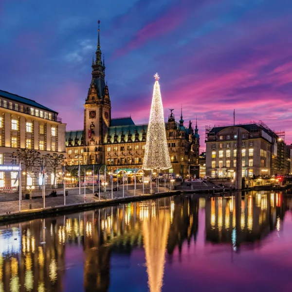 Busreise Elbphilharmonie Hamburg - Internationale Orchester zu Gast: Hamburg in der Abenddämmerung © pixabay