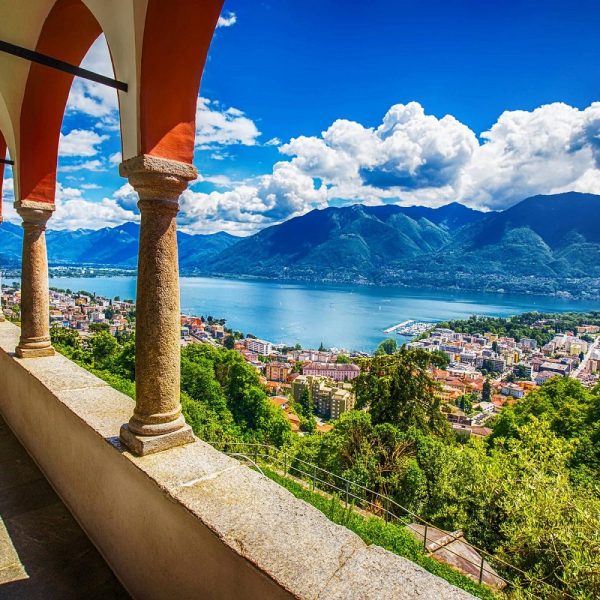 Kamelienblüte am Lago Maggiore