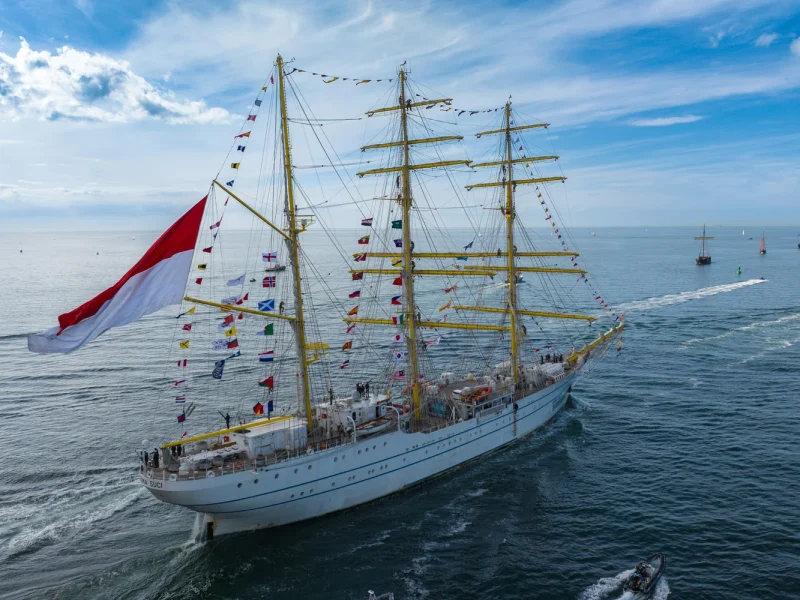 Busreise Hanse Sail in Rostock - Warnemünde: Bima Suci Hanse Sail © TZRW Taslair