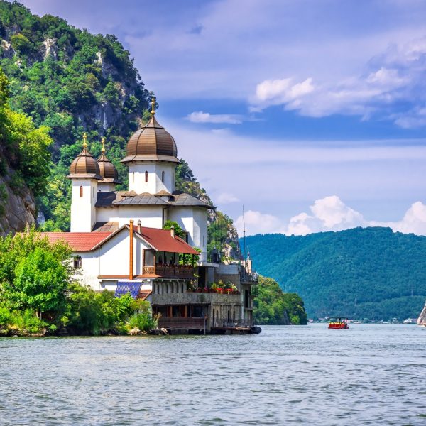 Rumänien: Siebenbürgen & Moldauklöster: Kloster Mraconia