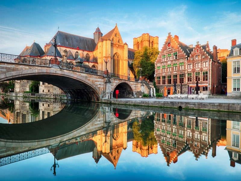 Mit Rad & Schiff von Brüssel nach Brügge: Gent